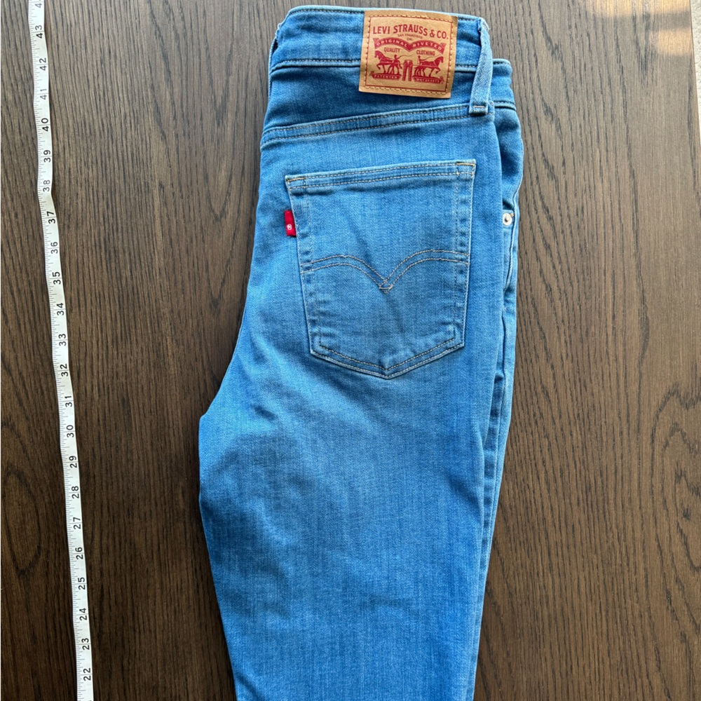 Levi’s Jeans Shapping High Rise Boot-Cut - Picture 4 of 5